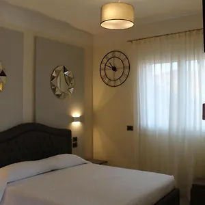 Martina Luxury Desenzano del Garda