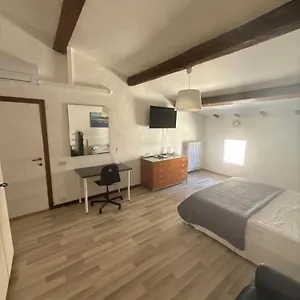 https://karivi.it-tuscanyhotel.com