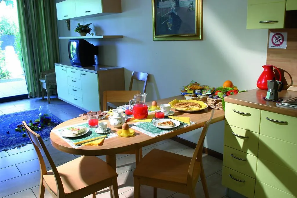 Residence Spiaggia D'Oro Desenzano del Garda Aparthotel