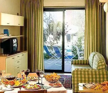 *** Aparthotel Residence Spiaggia D'Oro Desenzano del Garda Italy