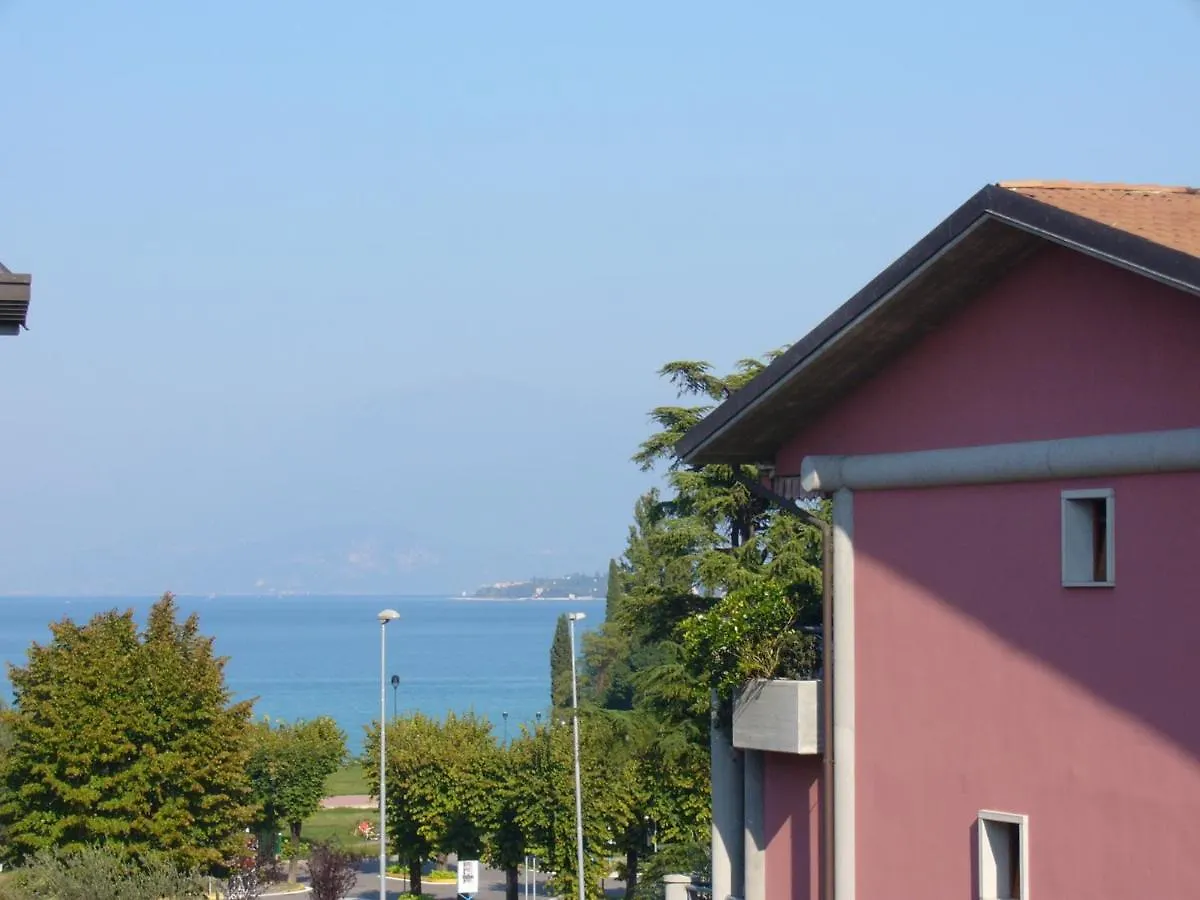 Aparthotel Residence Spiaggia D'Oro Desenzano del Garda